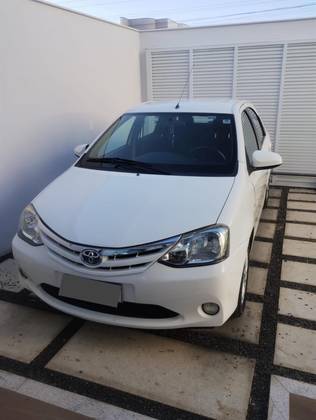 TOYOTA ETIOS 1.5 XLS SEDAN 16V FLEX 4P MANUAL